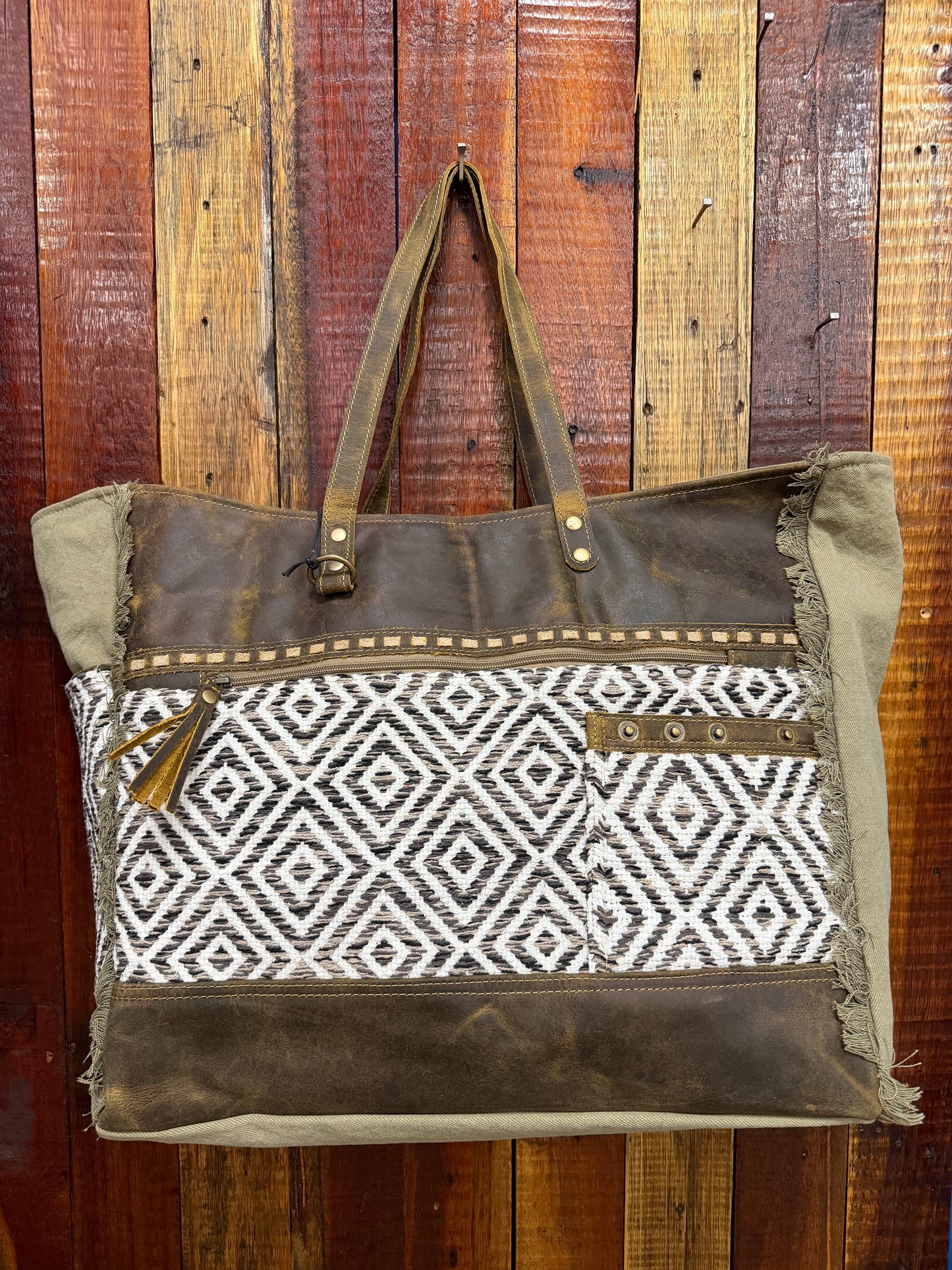 Sand Weaver Weekender