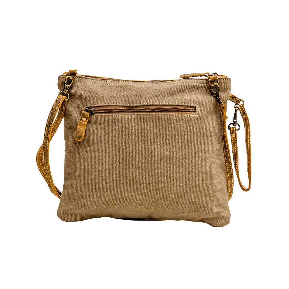 Razia Crossbody